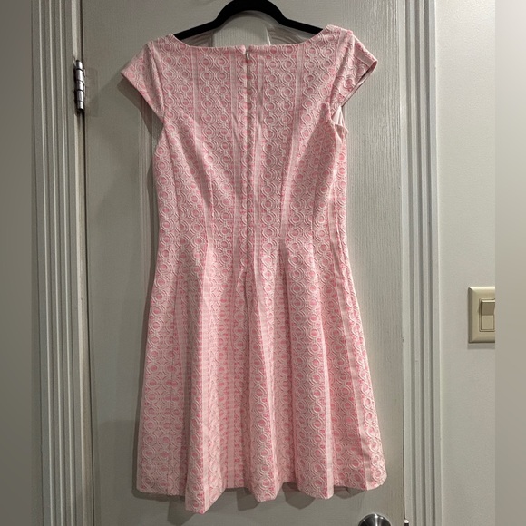 Lilly Pulitzer Briella Dress in Pink and White GEOMETRIC CAP SLEEVE SIZE SMALL - Picture 6 of 10